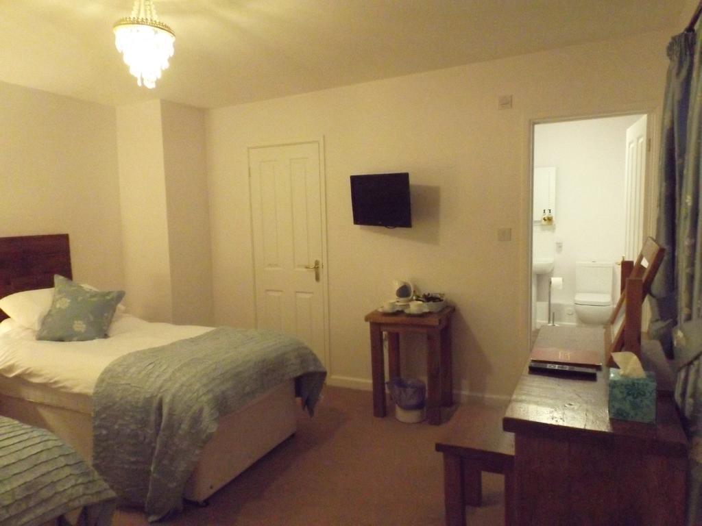 Old Riverview Guest House Earith Rom bilde